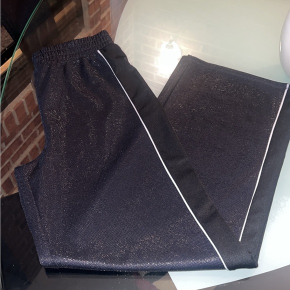 Forever 21 - Picture 3 of 4